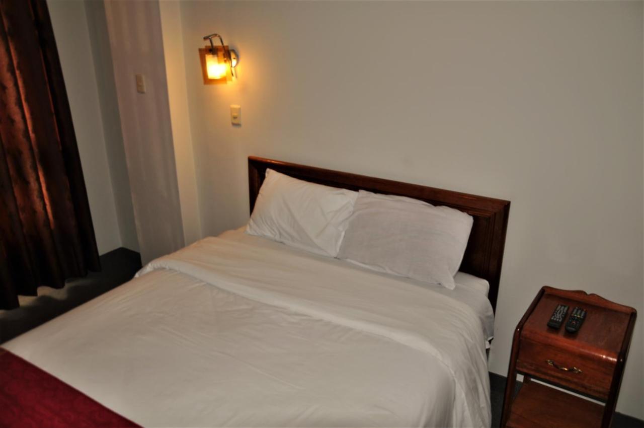 Cesar'S Hotel Peru Puno Kültér fotó